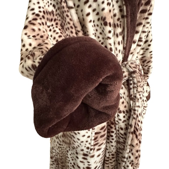 NATORI Animal Print Snow Leopard Plush Long Wrap Robe Loungewear Neutral Size XL - Picture 6 of 16
